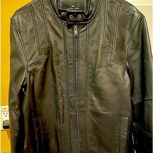 Jacket was  present been too small it never been worn on the street